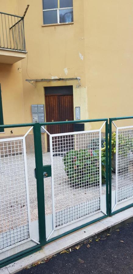 Vicino Di Centro E Universita Stanza Con Balcone 佩鲁贾 外观 照片