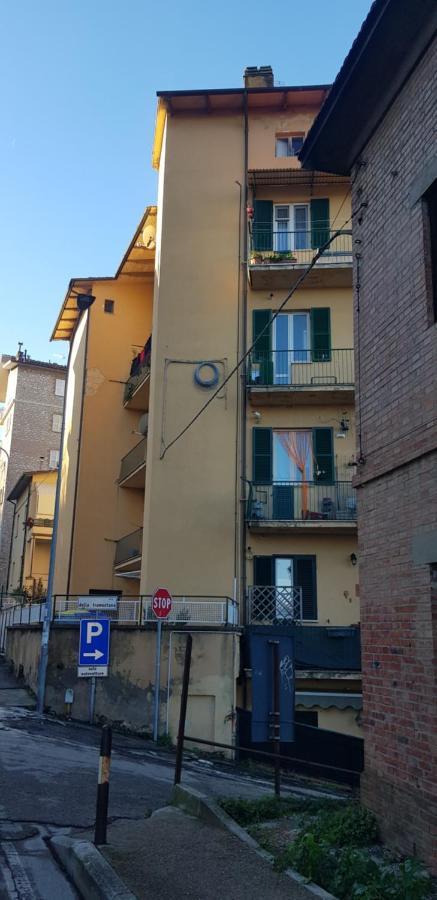 Vicino Di Centro E Universita Stanza Con Balcone 佩鲁贾 外观 照片